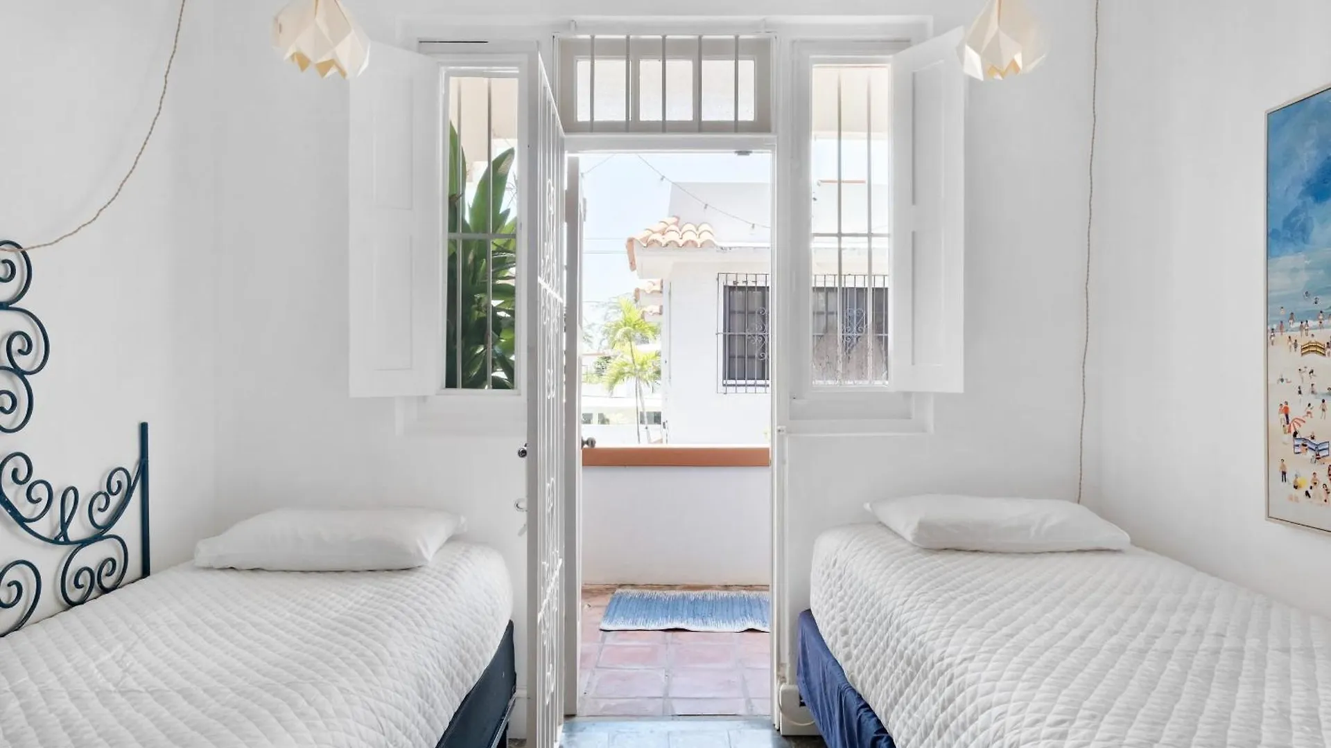 Multi-Unit Beachside Complex For Up To 15 Guests San Juan 0*,  Porto Rico